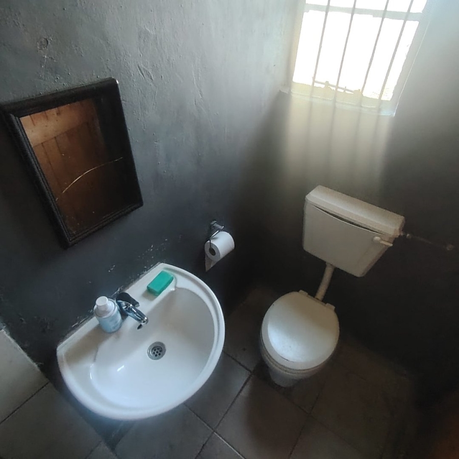 2 Bedroom Property for Sale in King Williams Town Central Eastern Cape